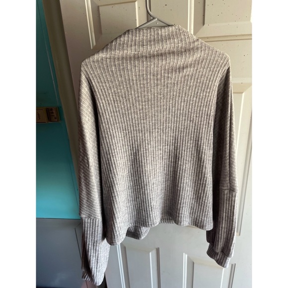 Funnel Neck Long Sleeve Tee (Large) (Grey) - Picture 2 of 4